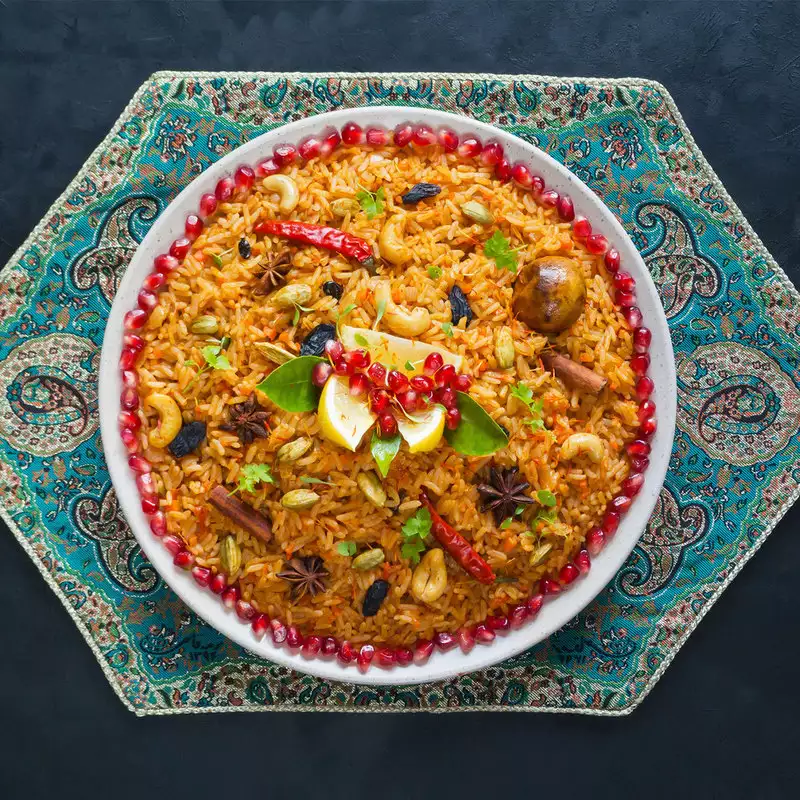 400 Vegetable Biryani<br><br>Basmati-Reis mit gemischtem Gemüse der Saison Basmati rice with seasonal mixed vegetables